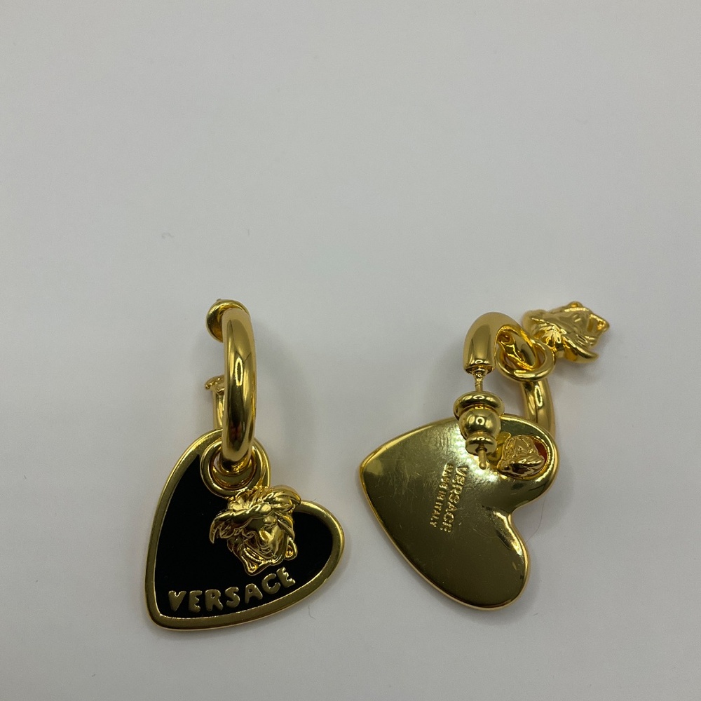 Earrings Black Heart Love Medusa - Picture 3 of 4